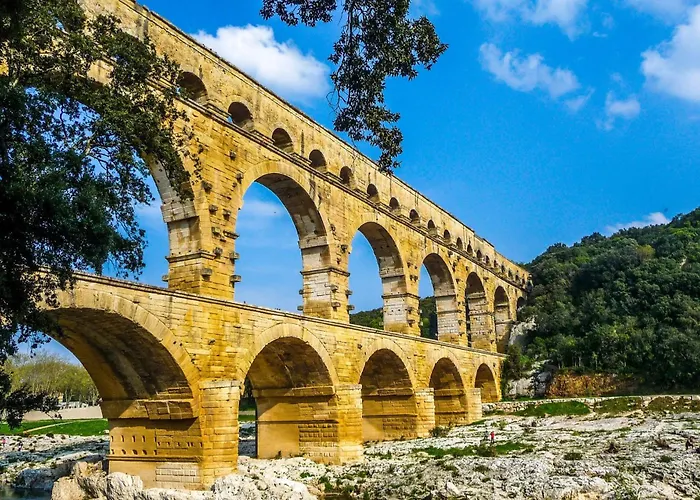 La Nimoise T2 Avec Climatisation Et Netflix Centre Nîmes